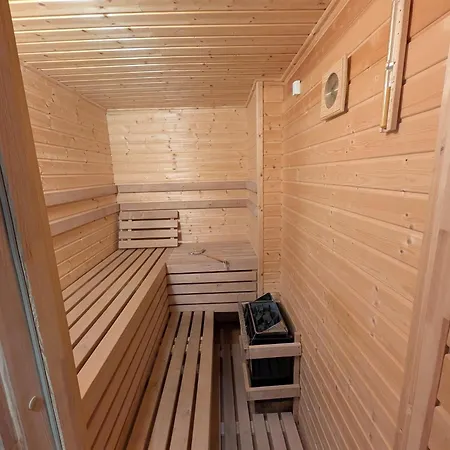 Pod Bukovou Horou Holiday home Smrzovka